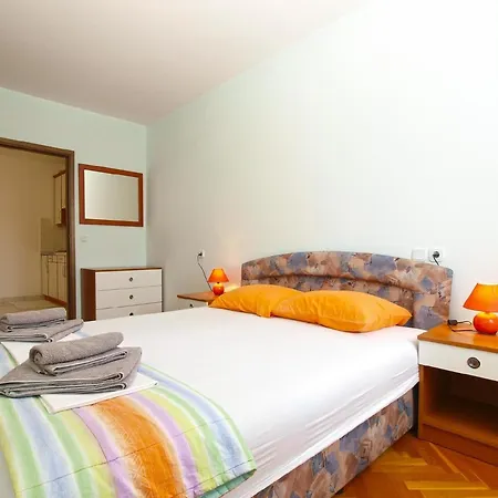 Fuer 4 Personen Ca 46 Qm In Fazana, Istrien Istrische Riviera Apartment Fazana