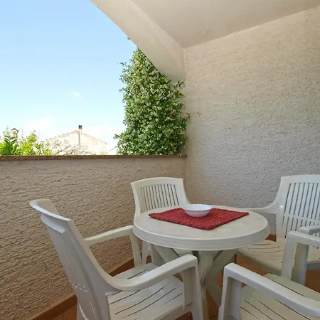 Fuer 4 Personen Ca 46 Qm In Fazana, Istrien Istrische Riviera Fazana